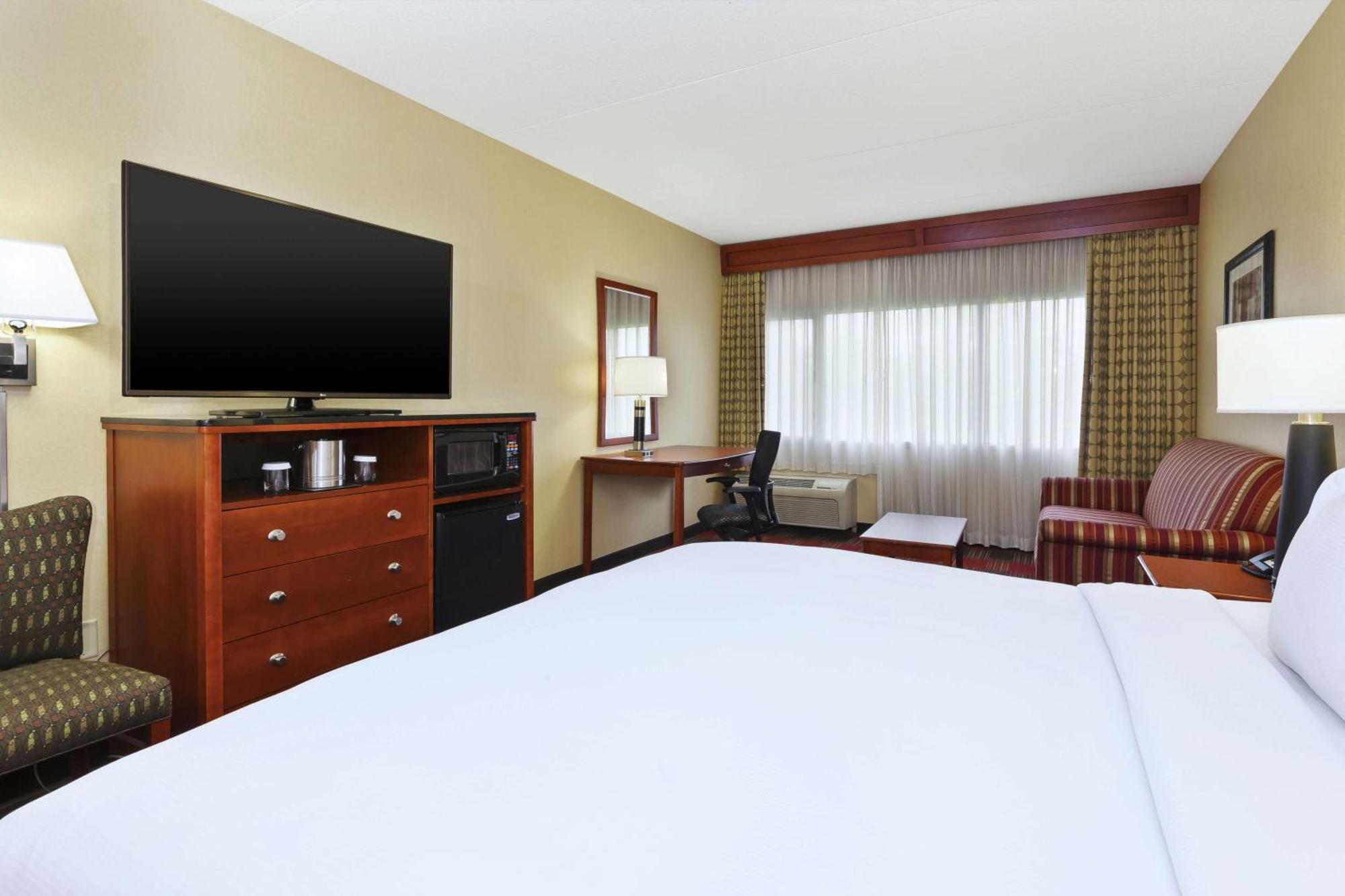 Doubletree By Hilton Holland Otel Dış mekan fotoğraf