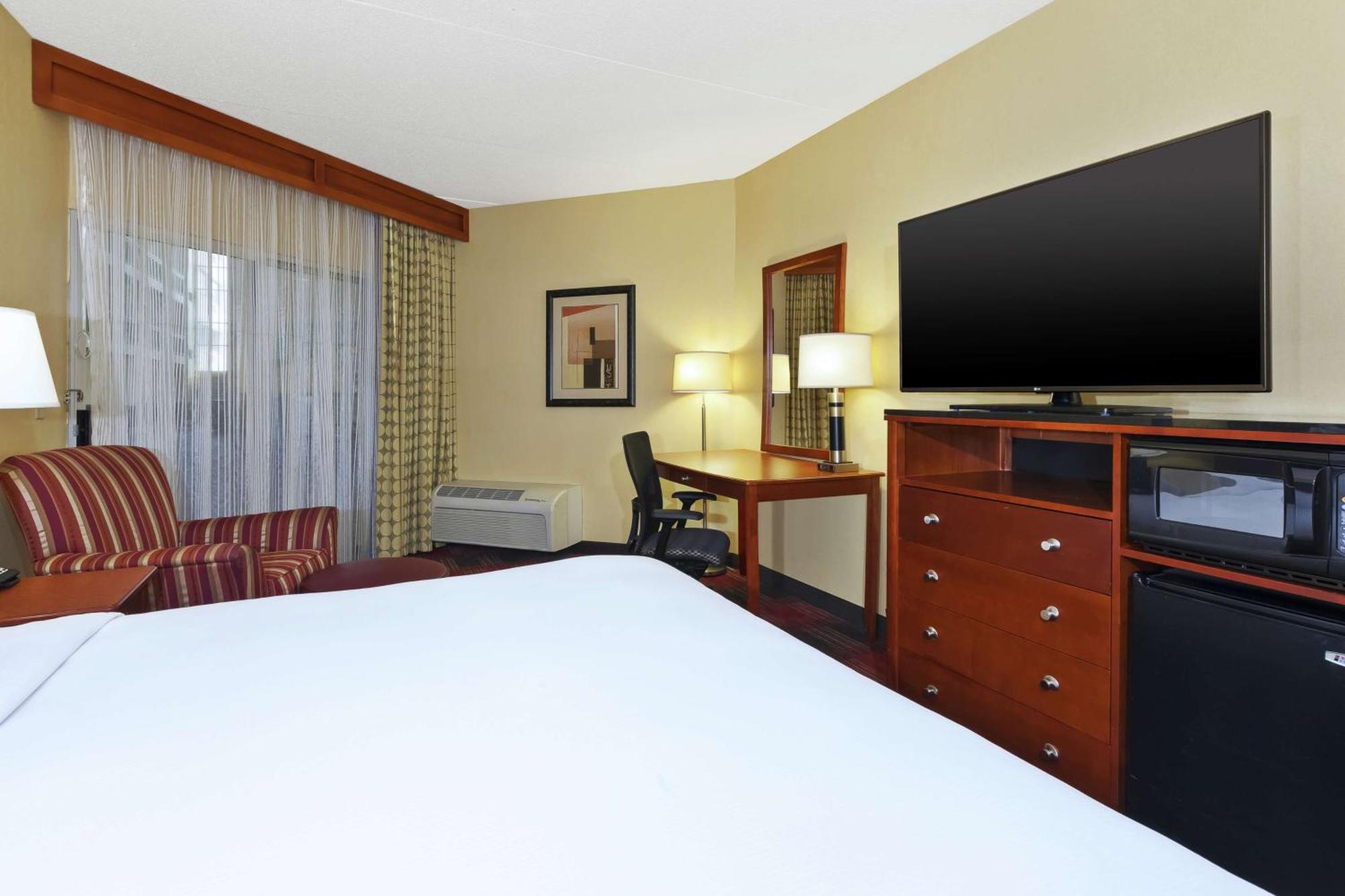Doubletree By Hilton Holland Otel Dış mekan fotoğraf
